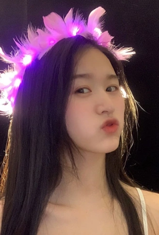 Led Işıklı Rengarenk Yanan 3 Fonksiyonlu Otrişli Parti Tacı Pembe Renk 12x12 cm (4940)