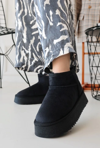 Linne Siyah Süet Bot