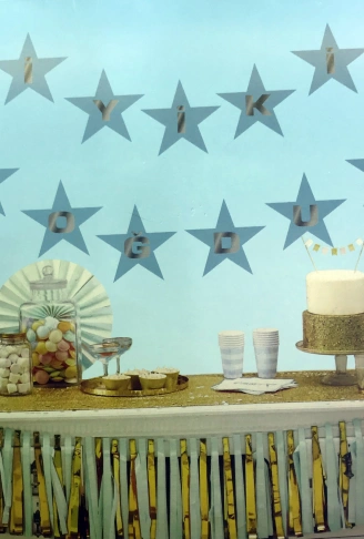 Mavi Üzeri Gümüş Yıldız İyiki Doğdun Flama Süs (4940)