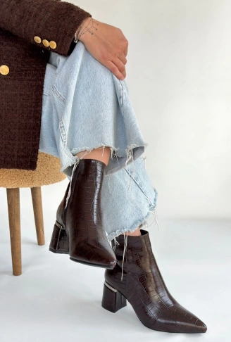 Meça Kahverengi Cilt Topuklu Bot