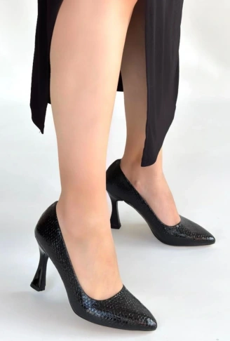 Merio Siyah Baskılı Rugan Topuklu Ayakkabı