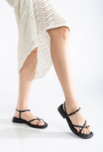 Nordi Siyah Cilt Kemerli Sandalet