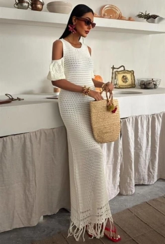 Omuz Detaylı Etek Ücü Püsküllü Triko Elbise 2862