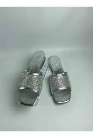 Ortu Gümüş Cilt İşlemeli Terlik