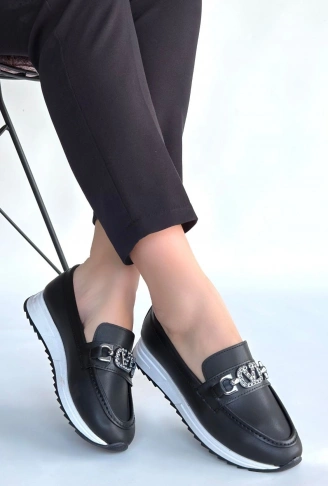 Otra Siyah Cilt Babet Ayakkabı