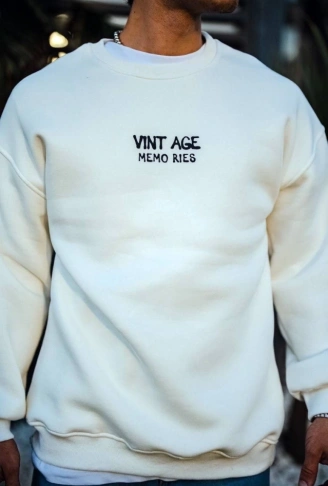 Oversize Bisiklet Yaka Üç İplik Baskılı SweatShirt - Beyaz