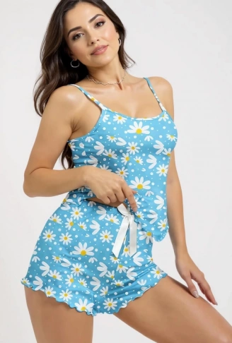 Papatya Baskılı Mavi Askılı Şortlu Pijama Takımı