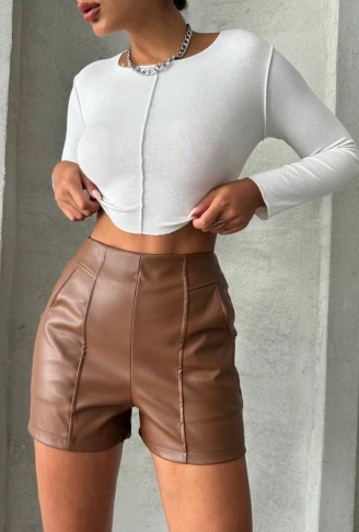 Parçalı cepli deri şort taba w26312