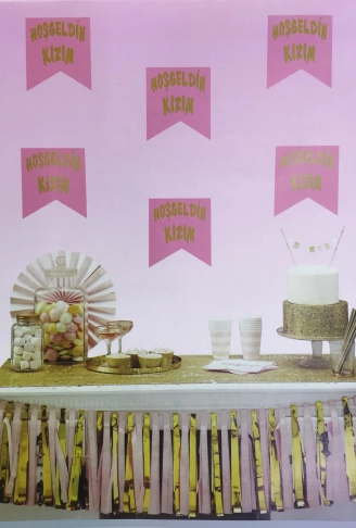 Pembe Üzeri Altın Hoşgeldin Kızım Flama Süs (4940)