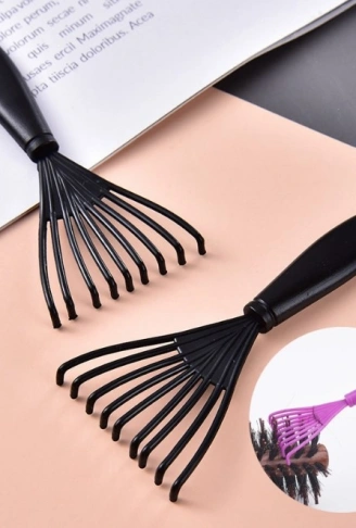 Pratik Saç Fırçası ve Tarak Temizleme Aparatı 2 Adet (4940)