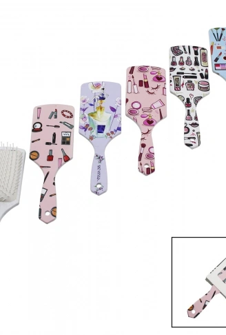 SAÇ FIRÇASI - TARAK  PLASTİK RENKLİ DESENLİ SAP - BEYAZ FIRÇA KILLARI (4940)