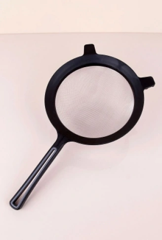 SİENA 17CM PLASTİK SÜZGEÇ (4940)