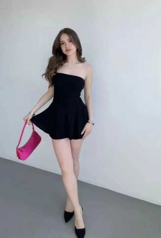 Straplez Mini Etek Görünümlü Şortlu Elbise Büzgülü Şık Yazlık - Siyah