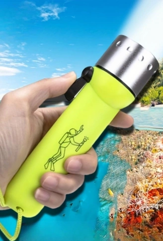 Süper Parlak LED Su Altı Dalış Feneri – Taşınabilir, Su Geçirmez ve Darbeye Dayanıklı El Feneri (4940)