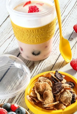 Take'n Go Kapaklı Kaşıklı Pratik Taşınabilir Meyveli Yoğurt Kabı (4940)