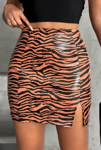 Tek yırtmaçlı zebra desenli deri etek kahvesiyah w24475-S