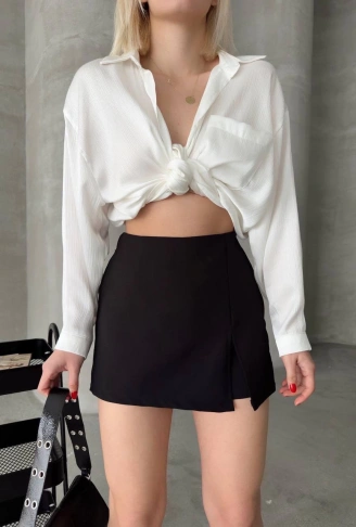 Tek yırtmajlı şort etek