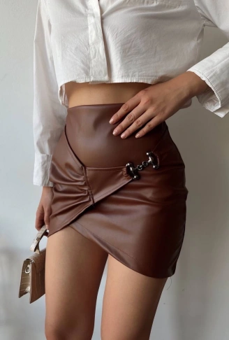 Tokalı deri etek kahve s240097