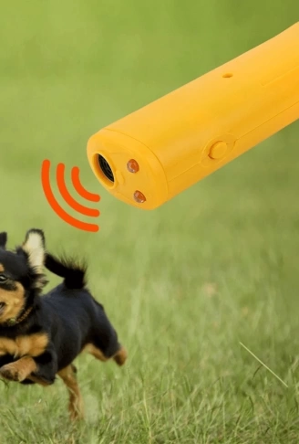 Ultrasonik Köpek Uzaklaştırıcı Cihaz – 150 Desibel, Ses Dalgasıyla Zararsız Koruma, Led Işıklı, Taşınabilir ( Lisinya )