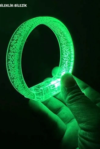 Yeşil Led Işıklı Baskı Yapılabilen Pilli Bileklik Bilezik 1,5 cm Genişlik (4940)