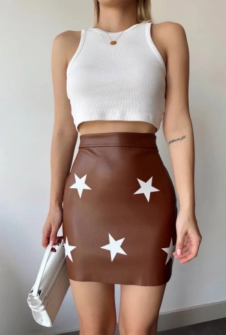 Yıldız baskılı deri etek kahve