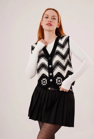 Zikzak Geçişli Triko Örme Siyah Yelek