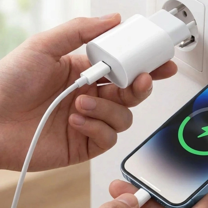 20W Hızlı Şarj Adaptörü USB-C to Lightning Kablolu – PD Destekli Süper Hızlı Şarj Cihazı (4940)
