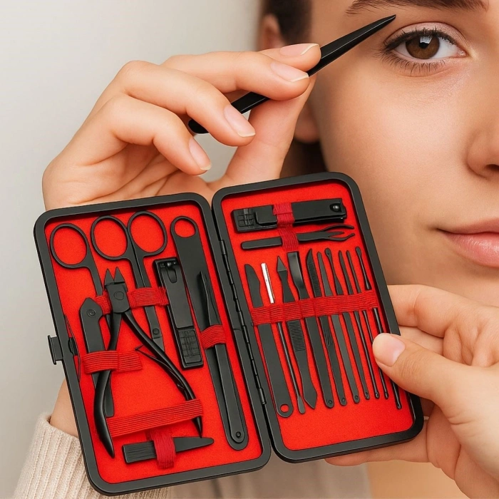 24 Parça Kendiliğinden Deri Çantalı Seyahat Tipi Manikür Pedikür Seti (4940)