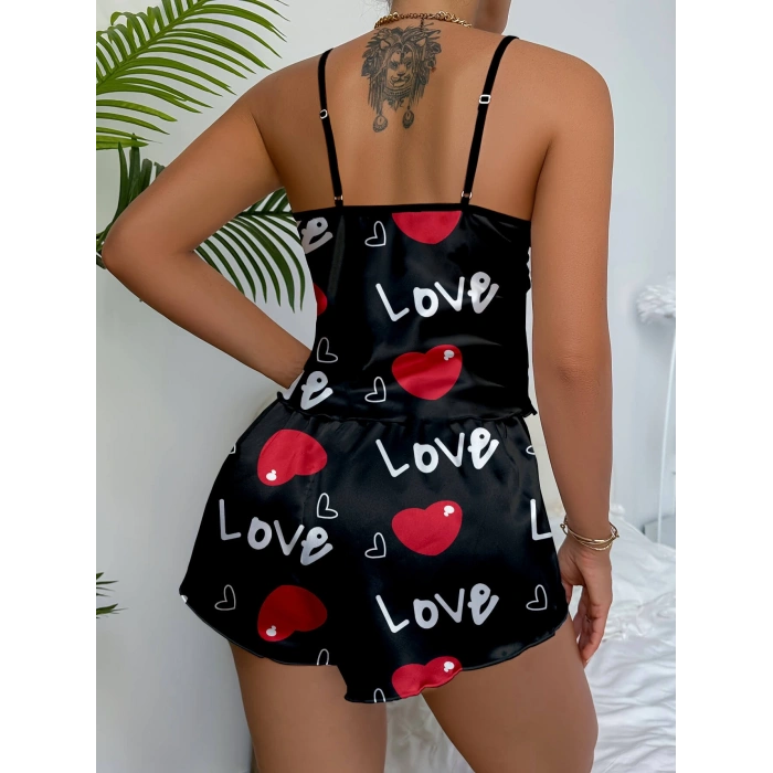 Aşk Temalı Kalp Desenli Siyah Saten Şortlu Gecelik Takım