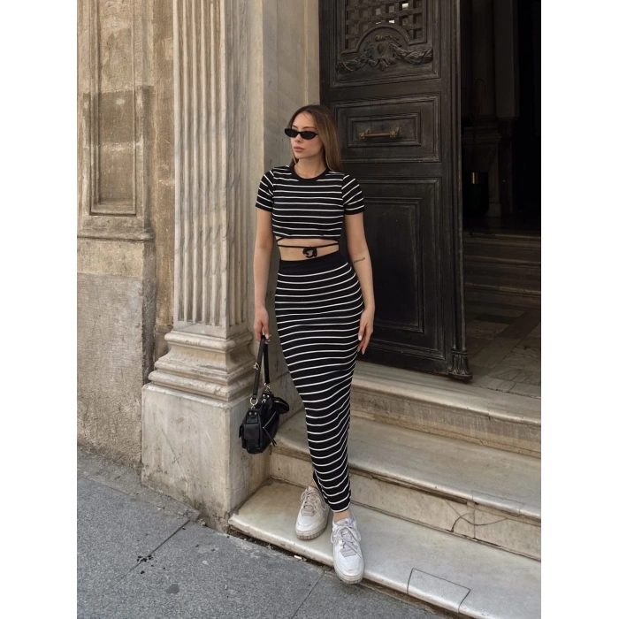 Çizgili etekli takım siyah s3609