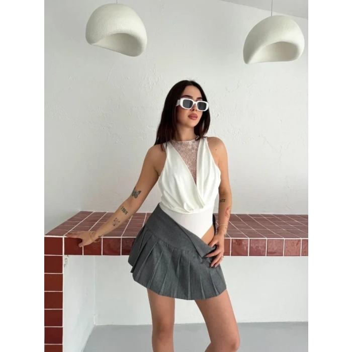 Dantel Detaylı Derin Dekolte Body Şık Kolsuz Yazlık Bodysuit - Beyaz