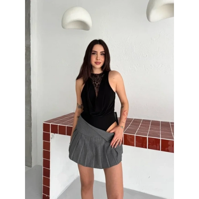 Dantel Detaylı Derin Dekolte Body Şık Kolsuz Yazlık Bodysuit - Siyah