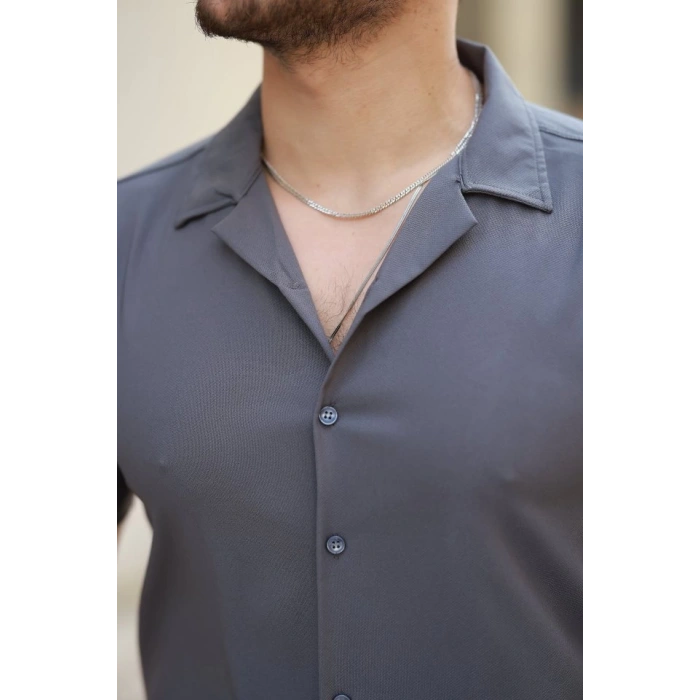 Erkek Apaj Yaka Kısa Kollu Gömlek