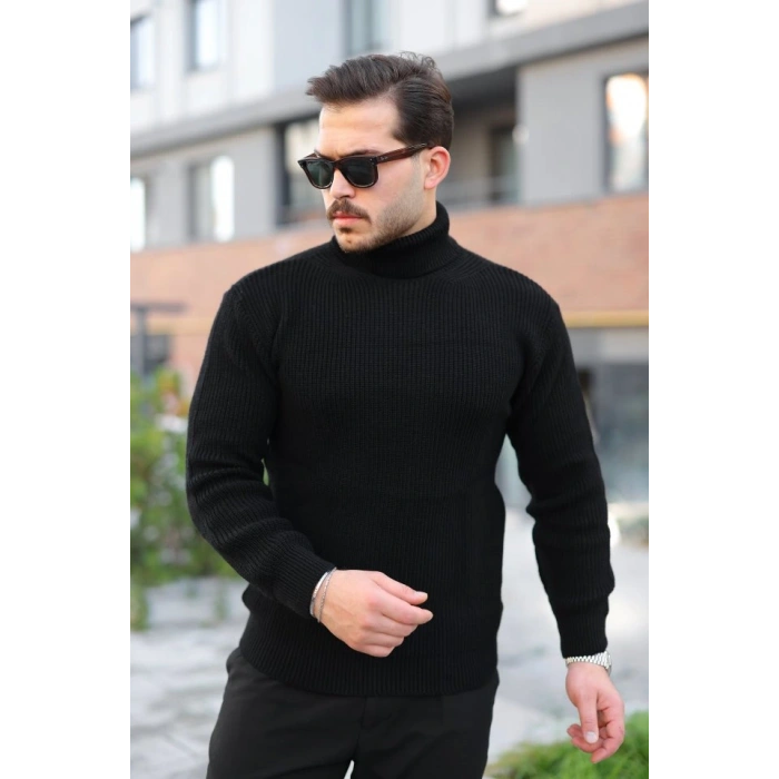 Erkek Boğazlı Örme Kazak