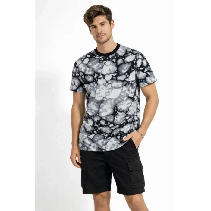 Erkek Siyah Gri Taş Desenli Tişört – Regular Fit, Bisiklet Yaka, Dijital Baskılı Modern Tasarım T-Shirt - Siyah