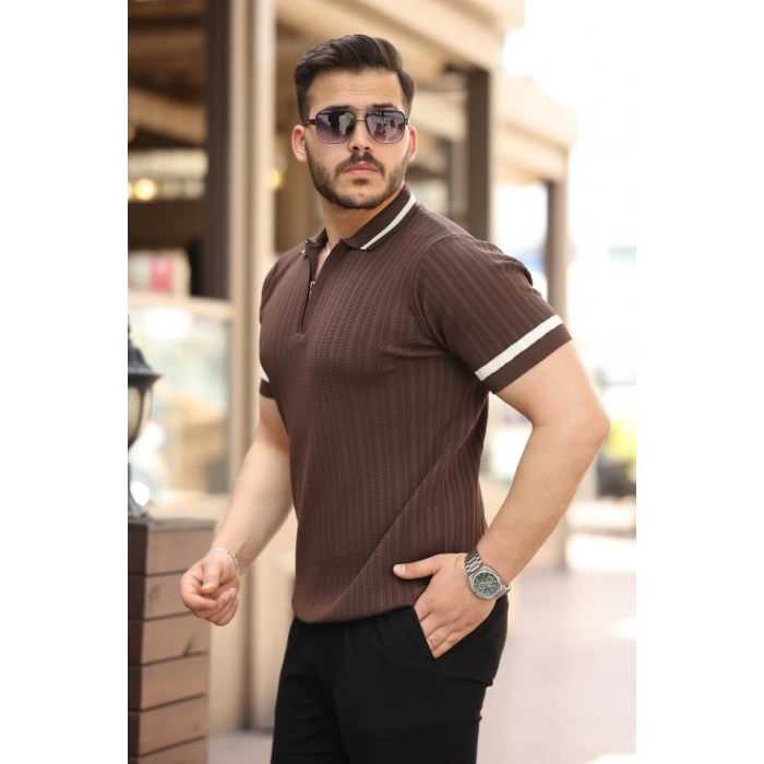 Erkek Yaka Ve Kolları çizgi Detaylı Fermuarlı Kısa Kollu T-shirt