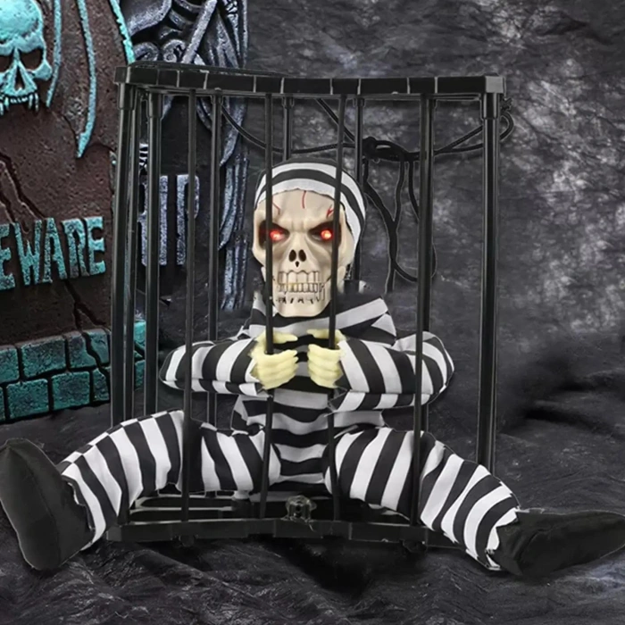 Hareketli Sesli Sensörlü Mahkum Görünümlü Kuru Kafa İskelet Dekorasyon 22x27 cm (4940)