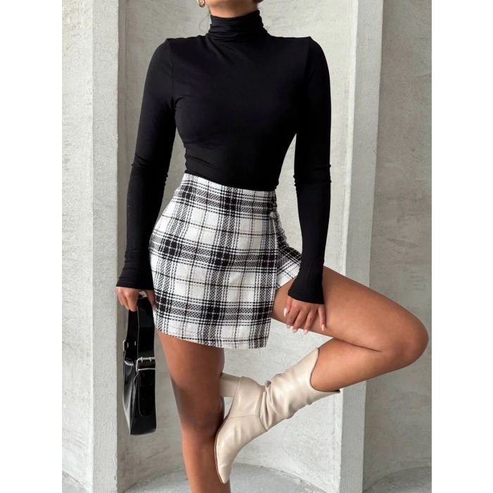 İki düğmeli şort ch kumaş etek ekoseli siyahbeyaz h26414