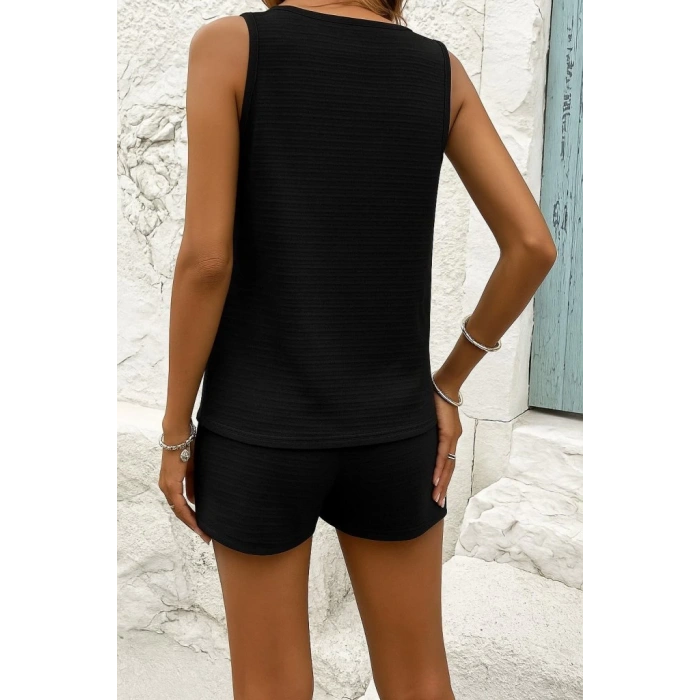 Kadın Askılı Kolsuz V Yakalı önden Düğmeli Bürümcük Bluz Ve Short Ikili Takım