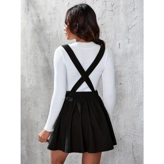 Kadın Askılı Sırttan çapraz Detaylı Kısa Kiloş Kadife Mini Elbise