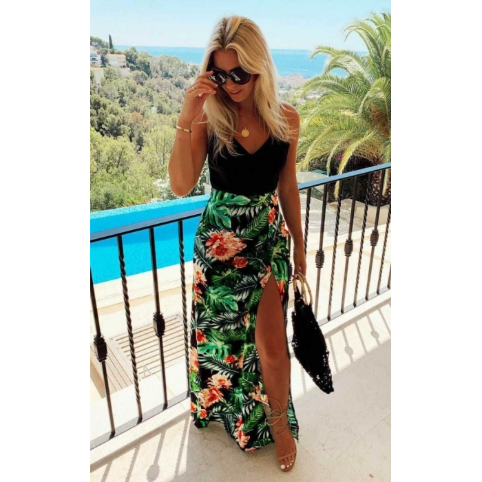 Kadın Askılı V Yaka Eteği Dijital Baskılı çiçek Desenli Yırtmaçlı Mikro Kumaş Elbise