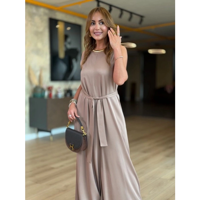 Kadın Bisiklet Yaka Beli Kuşak Detaylı Rahat Kesim Tulum
