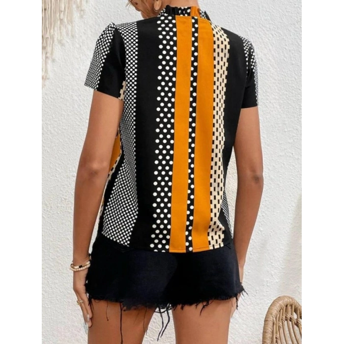 Kadın çentik Ve Büzgülü Yaka, Desenli Mikro Kumaş Bluz