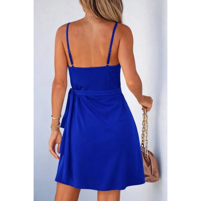 Kadın Ip Askılı Kruvaze Yakalı Belden Kuşaklı Kısa Janjan Krep Elbise