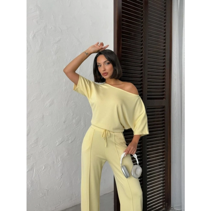 Kadın İsa Kollu Kayık Yaka Bluz Ve Pantolon Misal Kumaş Ikili Takım