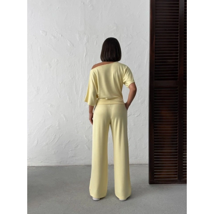 Kadın İsa Kollu Kayık Yaka Bluz Ve Pantolon Misal Kumaş Ikili Takım