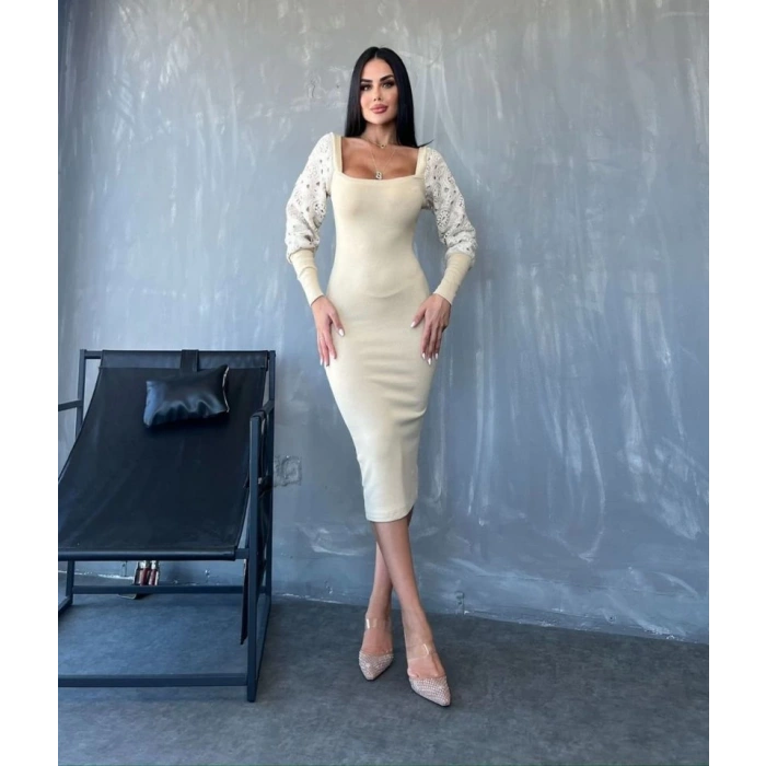 Kadın Kare Yaka Kolları Manşet Ve Tül Detay Fırsat ürün Midi Boy Elbise