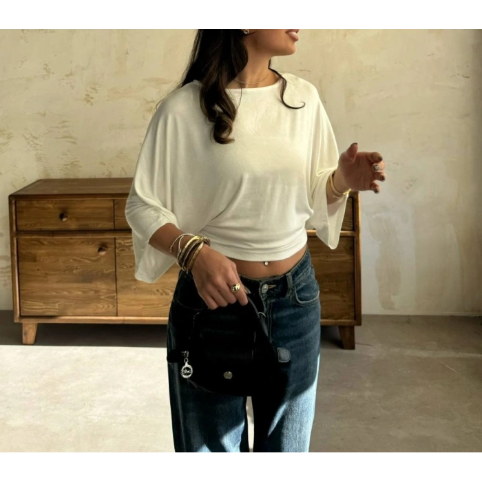 Kadın Kayık Yaka Yarasa Kol Dökümlü Kısa Bluz