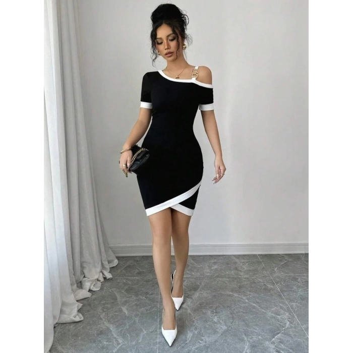 Kadın Kısa Kollu Asimetrik Kesim Yaka şerit Ve Aksesuar Detaylı Modal Elbise