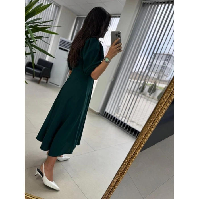 Kadın Kısa Kollu Bisiklet Yaka Fiyonk Broşlu Midi Janjan Krep Elbise